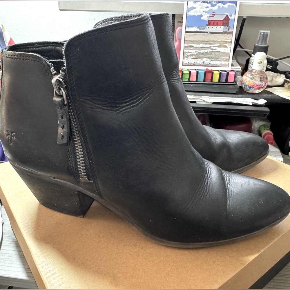 Frye Women’s Black Judith Double Zip Boots - 10M